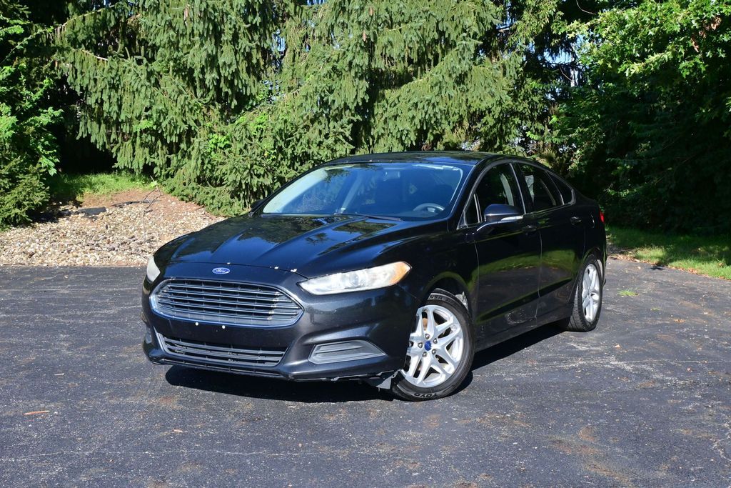 Tuxedo Black Metallic 2013 Ford Fusion Sedan Front-Wheel Drive 6-Speed Automatic