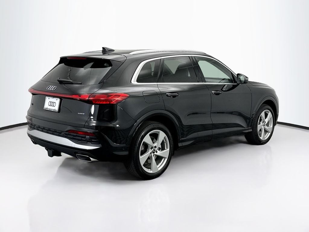 Thumbnail: 2025 Audi Q5 - 5