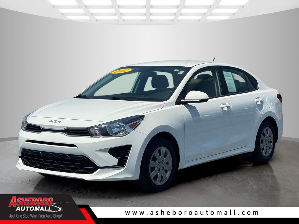 Clear White 2022 Kia Rio LX FWD Sedan Front-Wheel Drive Continuously Variable Transmission