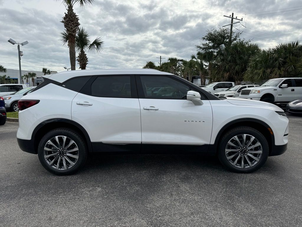 2025 Chevrolet Blazer Premier 9