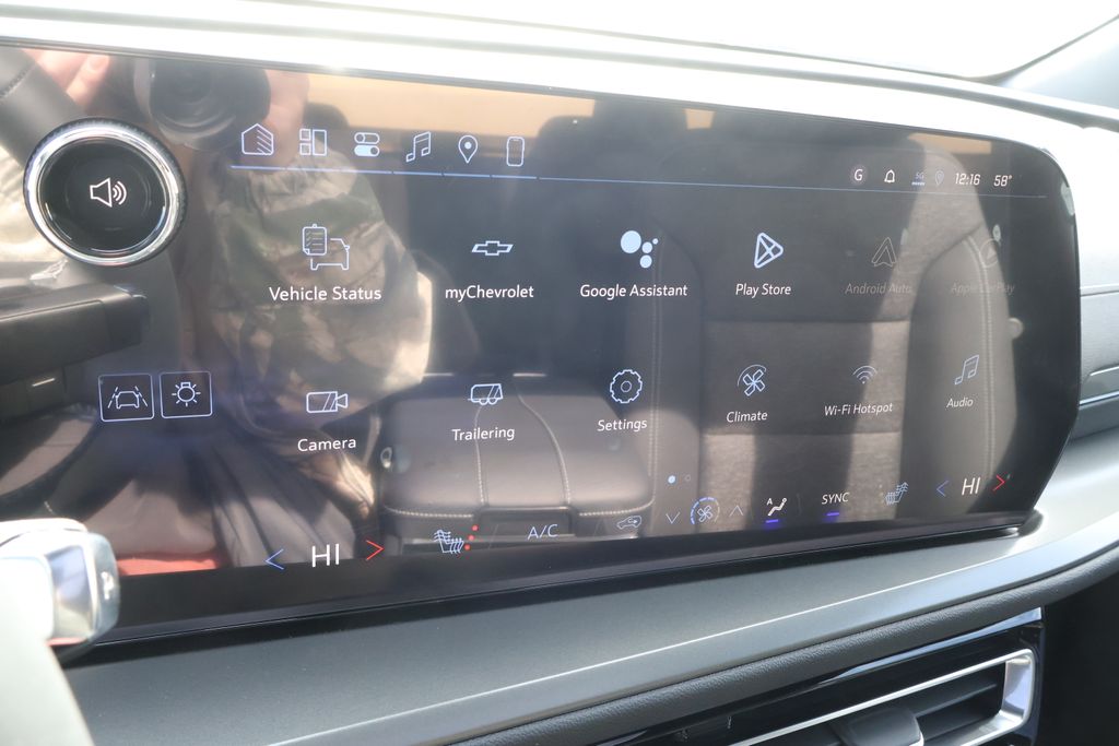 Thumbnail: 2026 Chevrolet Traverse - 26