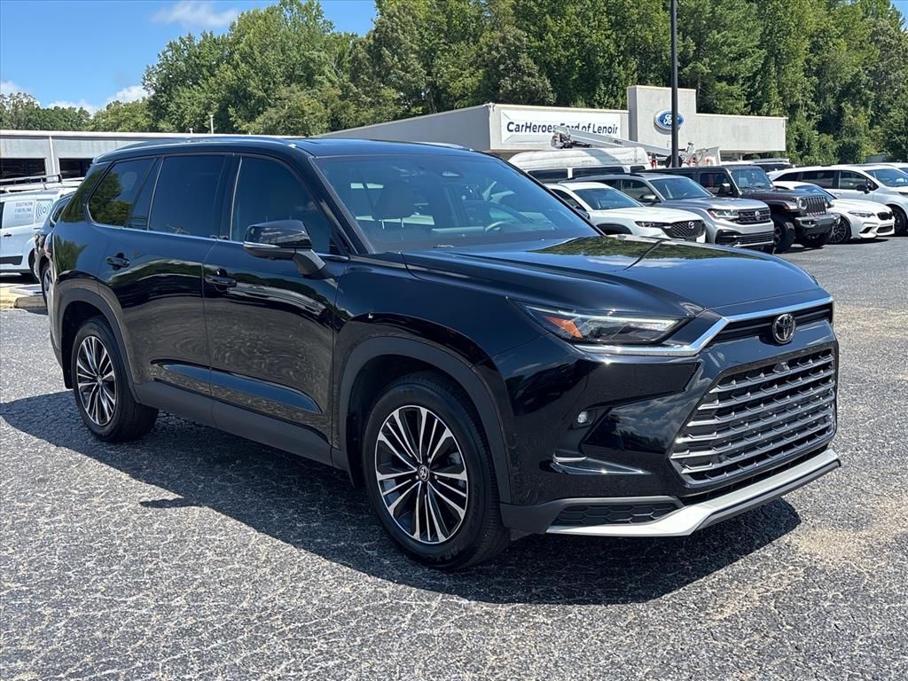 2025 Toyota Grand Highlander Hybrid