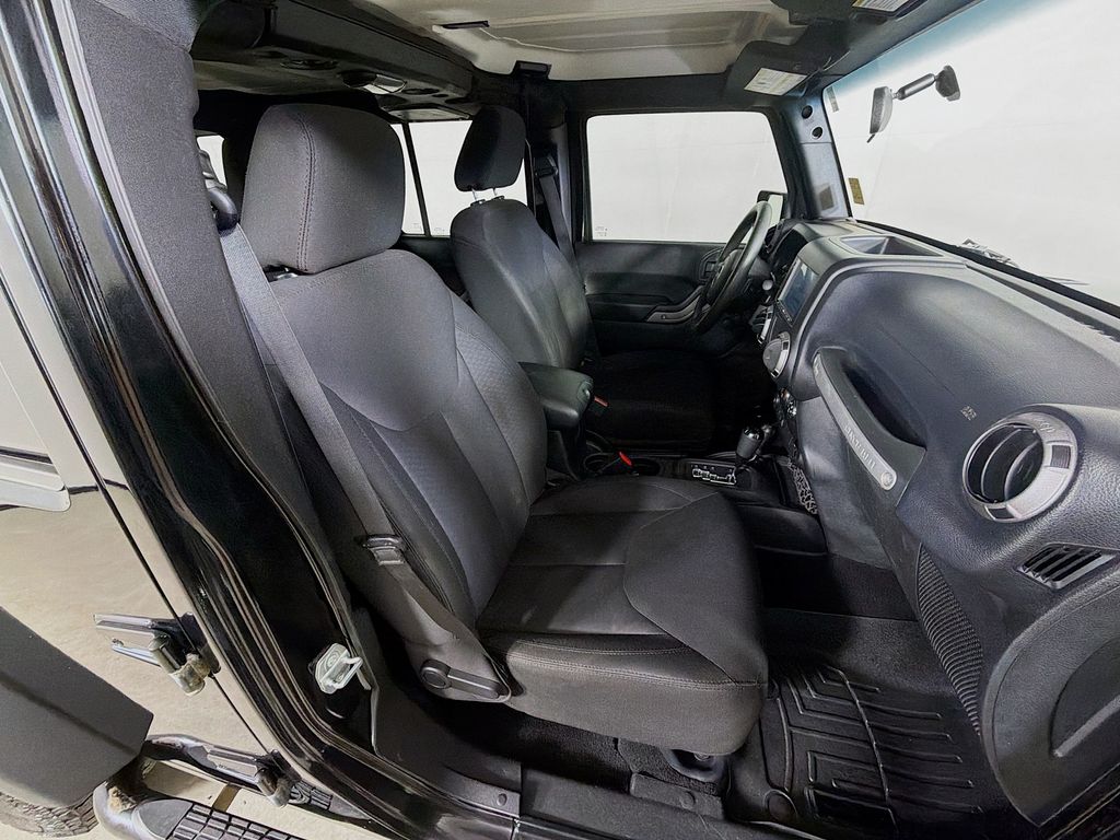 Used 2016 Jeep Wrangler SUV