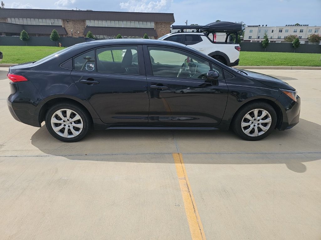 Used 2021 Black Toyota LE image 7