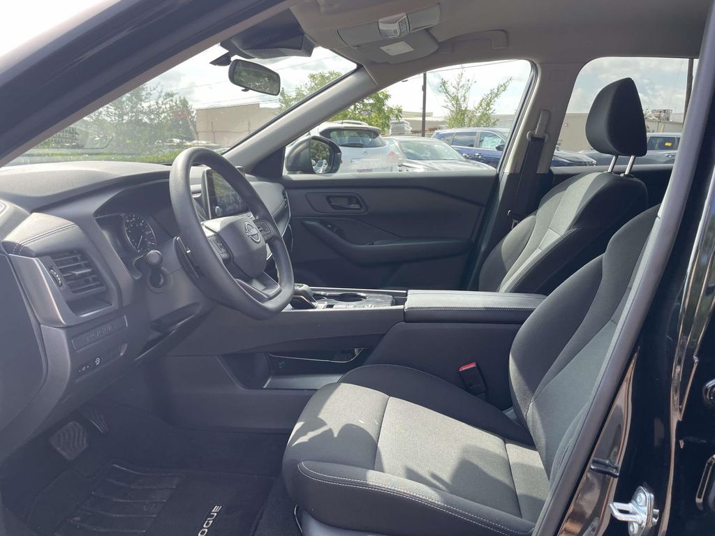 2025 Super Black Nissan Rogue S FWD SUV