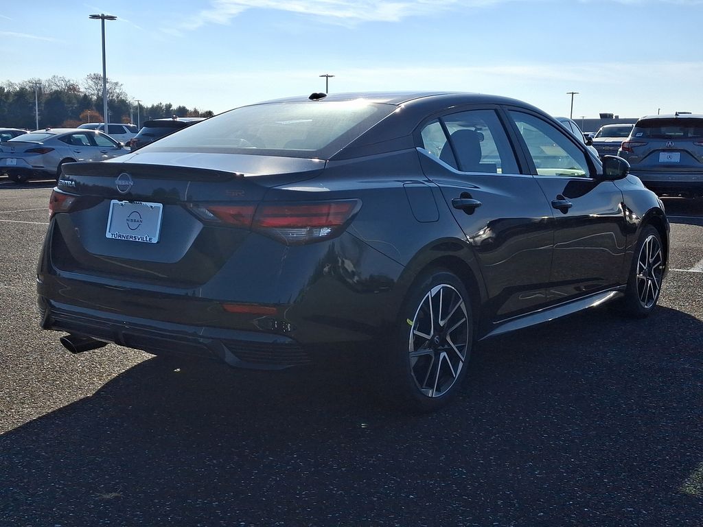 2025 Nissan Sentra SR 4