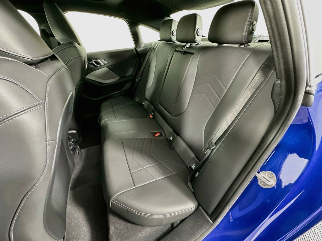 Thumbnail: 2026 BMW 2 Series - 17