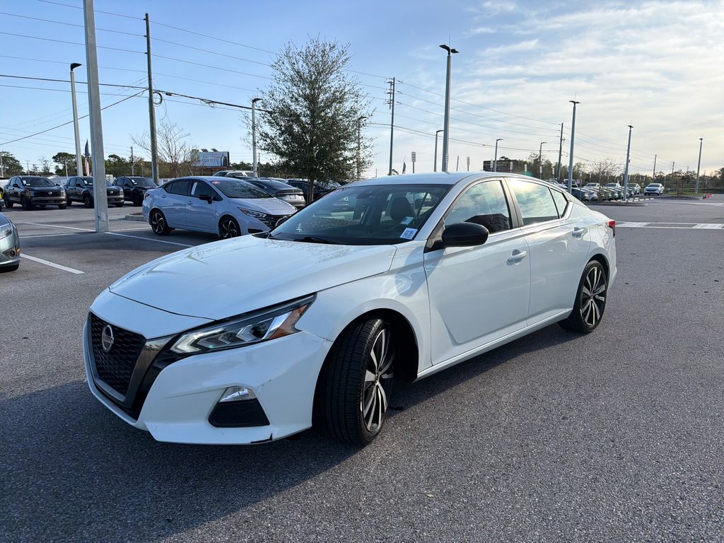 Used 2020 Nissan Altima 2.5 SR 4D Sedan
