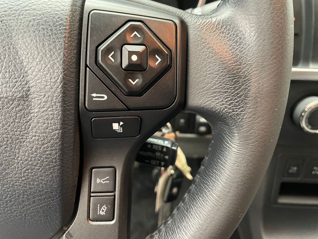 Thumbnail: 2018 Toyota Sequoia - 23
