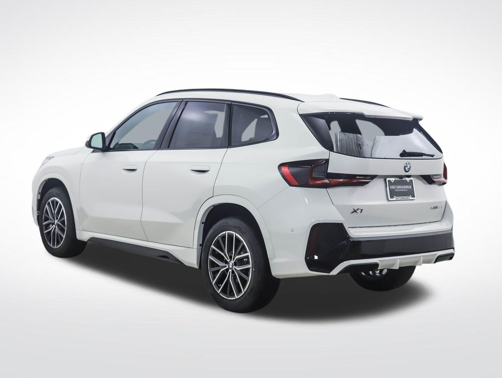 Thumbnail: 2026 BMW X1 - 4