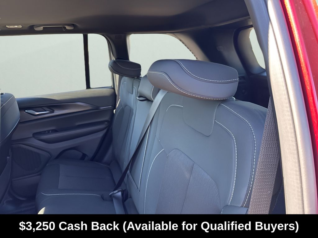 New Car 2025 Jeep Grand Cherokee  Laredo X For Sale Under $40,000 In Austin, Texas