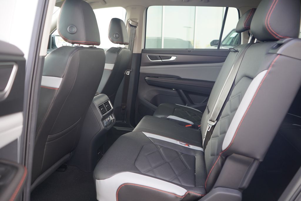 Thumbnail: 2026 Volkswagen Atlas - 7