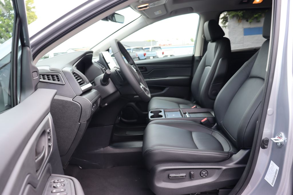 Thumbnail: 2026 Honda Odyssey - 28