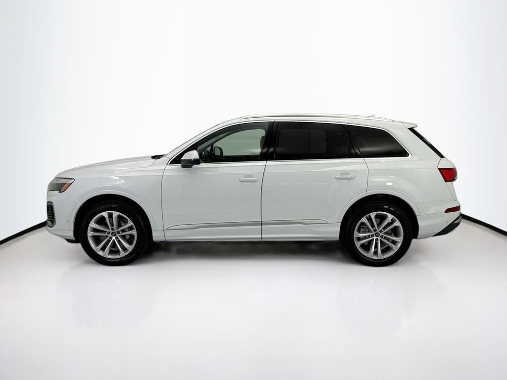 Thumbnail: 2026 Audi Q7 - 8