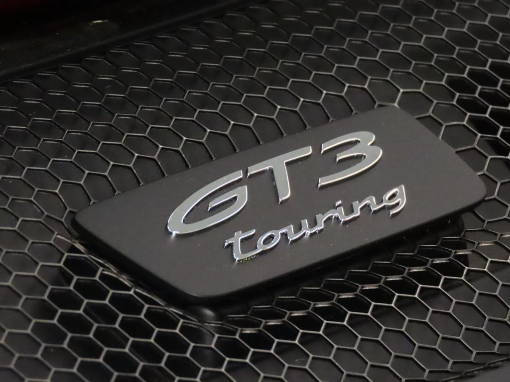 Thumbnail: 2026 Porsche 911 - 13