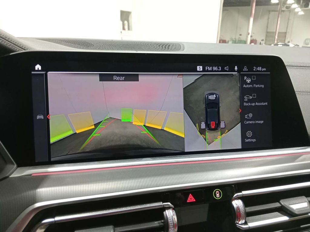 2023 BMW X6 xDrive40i