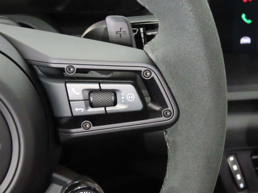 Thumbnail: 2026 Porsche 911 - 22