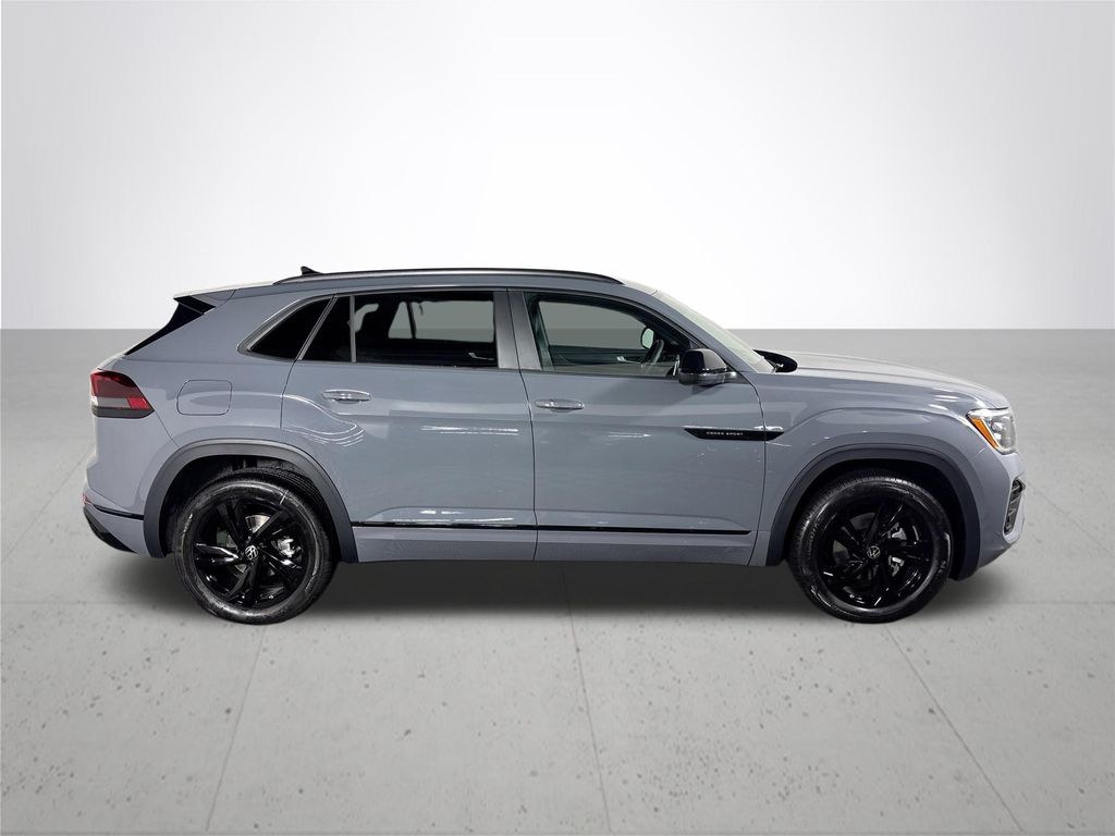 2026 Volkswagen Atlas Cross Sport 2.0T SEL R-Line Black