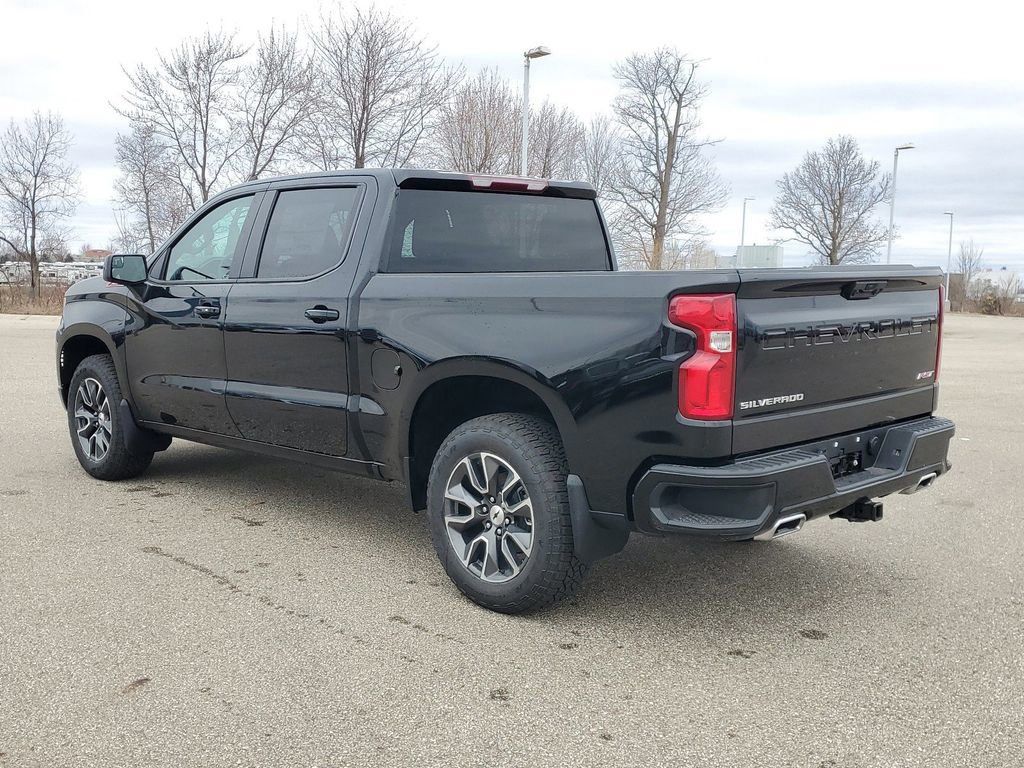 2024 Chevrolet Silverado 1500 RST 3