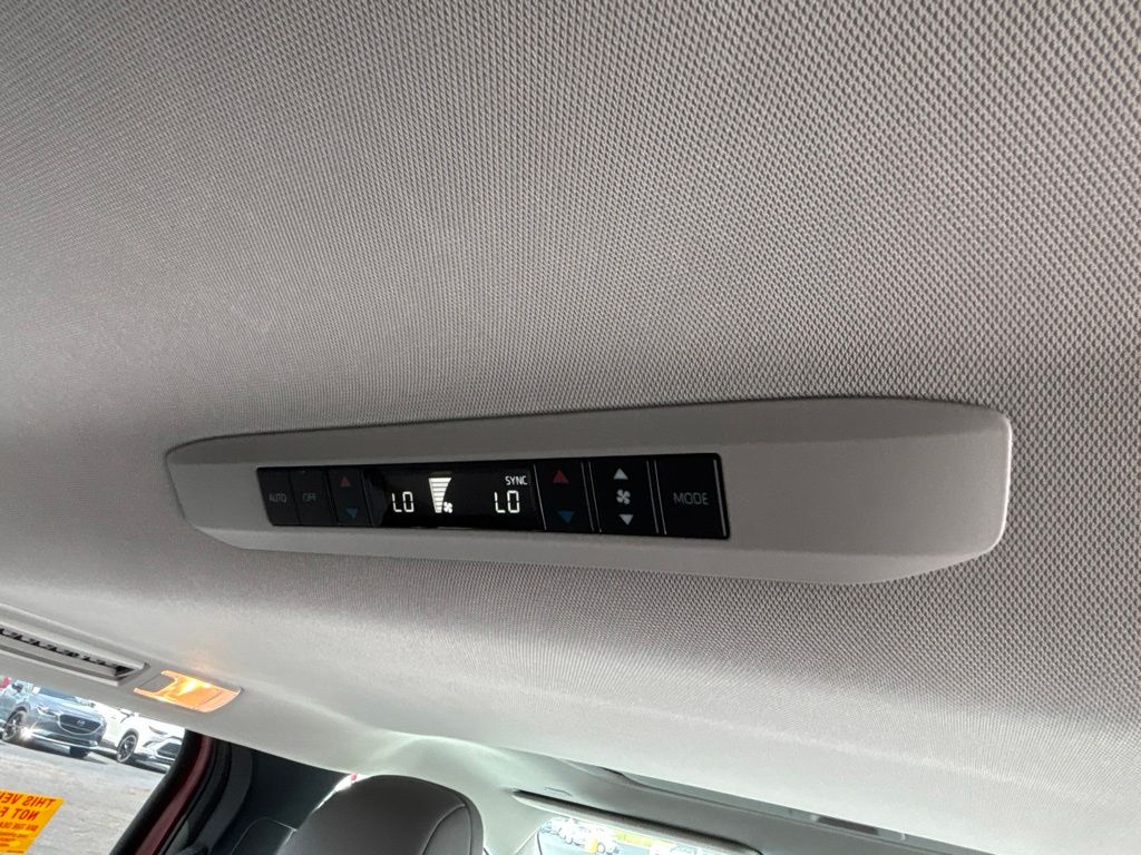 Used 2026 Toyota Sienna Van