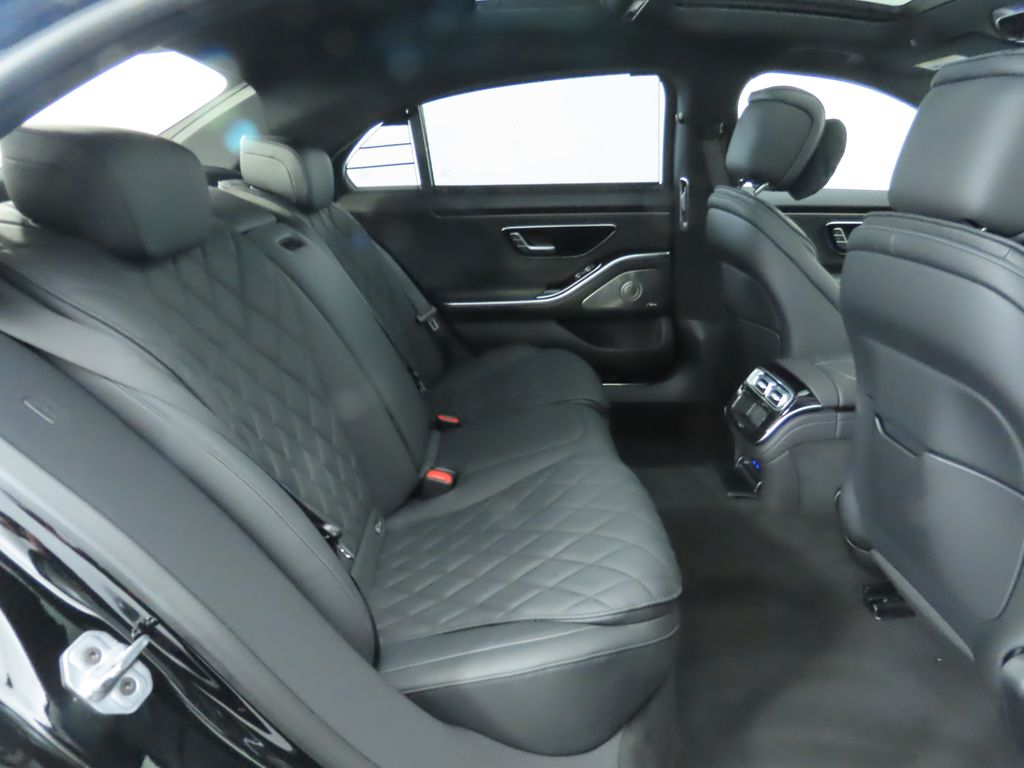 2025 Mercedes-Benz S-Class S 580 23