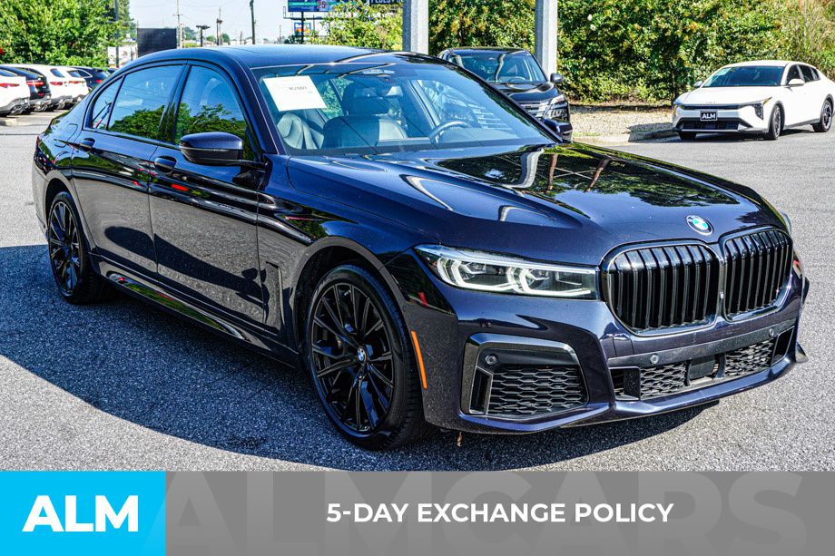 Used 2022 Black BMW 740i image 3