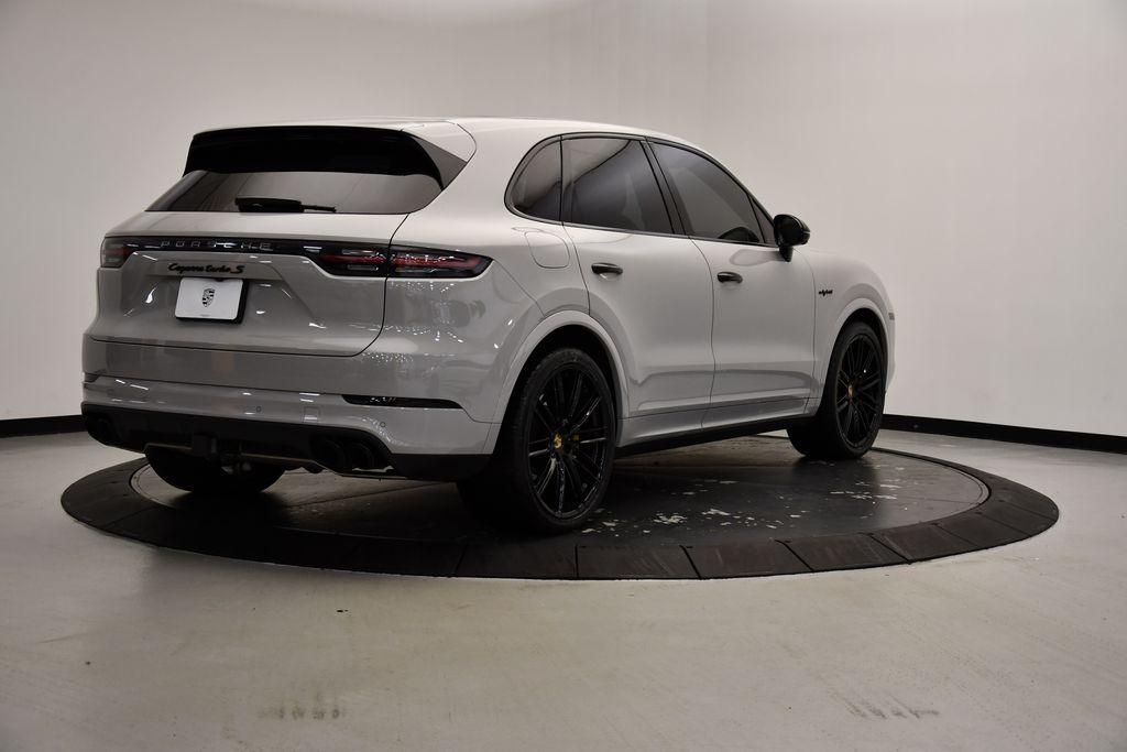 2020 Porsche Cayenne Turbo E-Hybrid 5