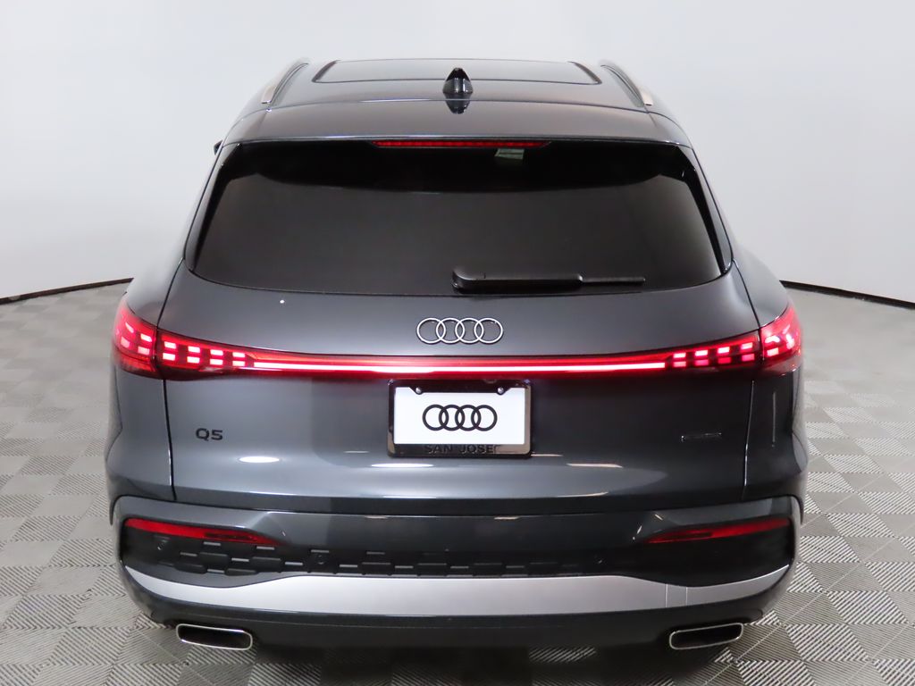 Thumbnail: 2025 Audi Q5 - 4