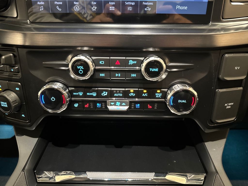 New 2026 White Ford Lariat image 27