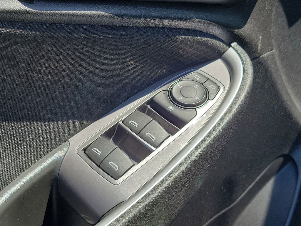 used 2024 Chevrolet Malibu car, priced at $20,550