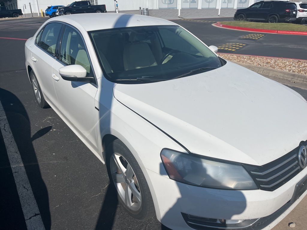 Thumbnail: 2015 Volkswagen Passat - 3