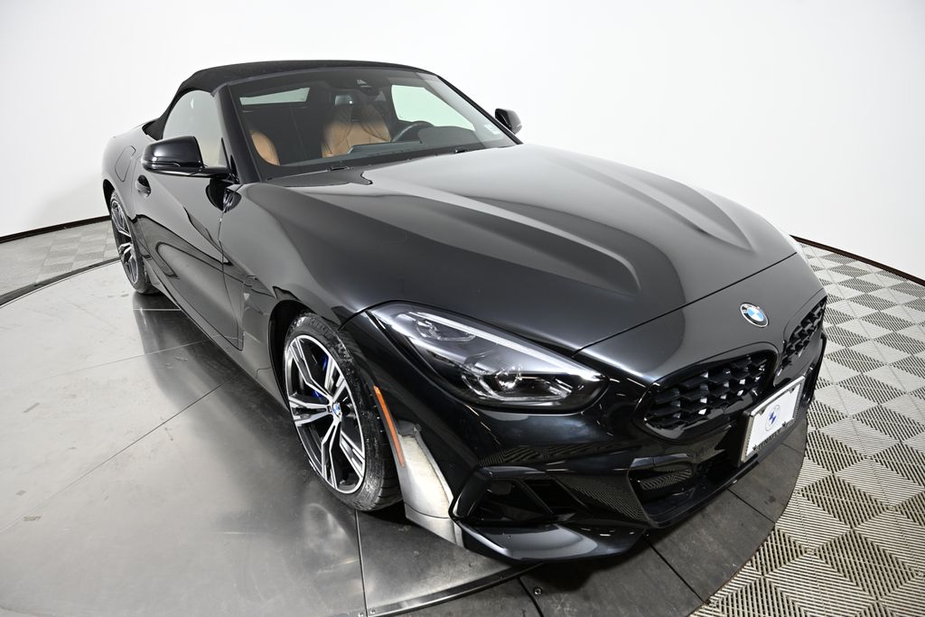 Thumbnail: 2024 BMW Z4 - 13