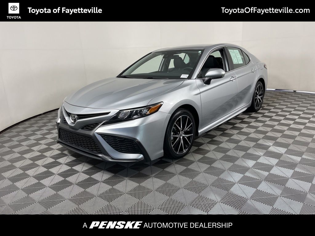 2023 Toyota Camry SE -
                Fayetteville, AR