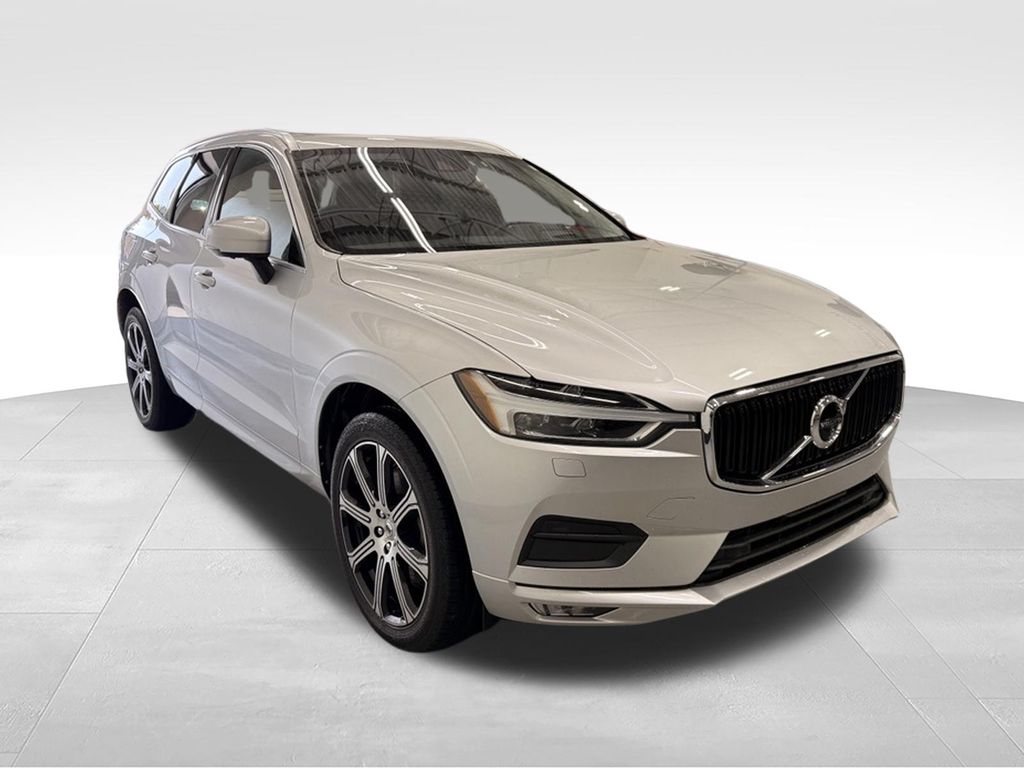Thumbnail: 2020 Volvo XC60 - 7
