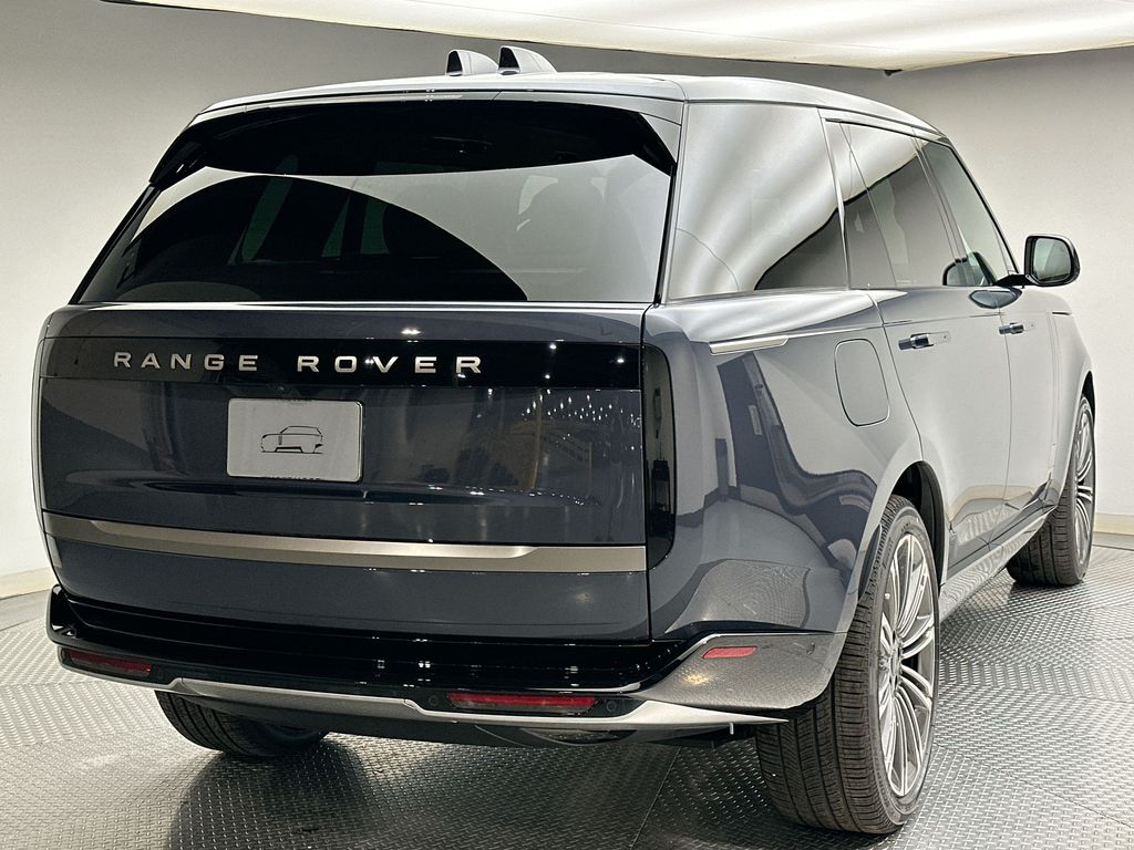 Thumbnail: 2026 Land Rover Range Rover - 3