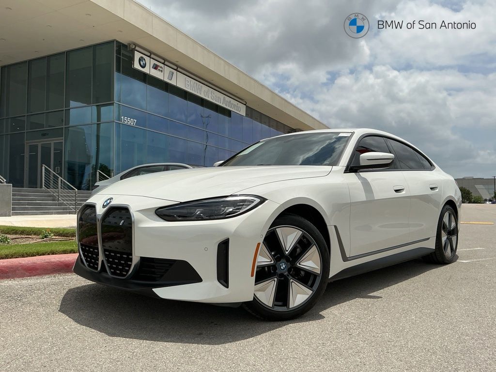 Alpine White 2023 BMW i4 eDrive35 Gran Coupe FWD Sedan Rear-Wheel Drive Automatic