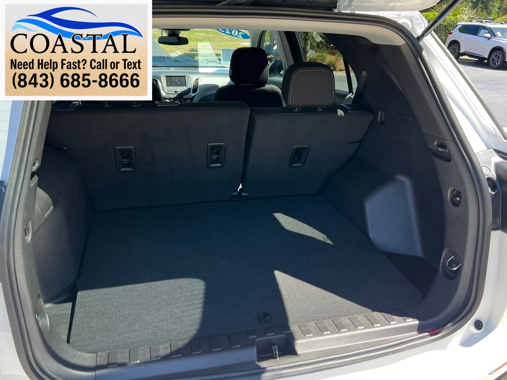 2023 Chevrolet Equinox LS White at Matthews Motors of Wilmington