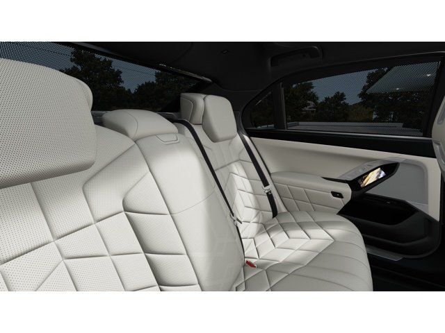 Thumbnail: 2026 BMW i7 - 12