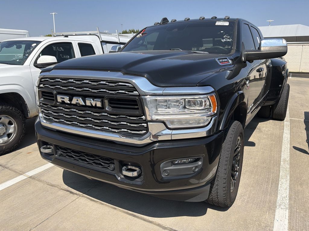 Diamond Black Crystal Pearlcoat 2021 RAM 3500 Pickup Truck Four-Wheel Drive 6-Speed Automatic