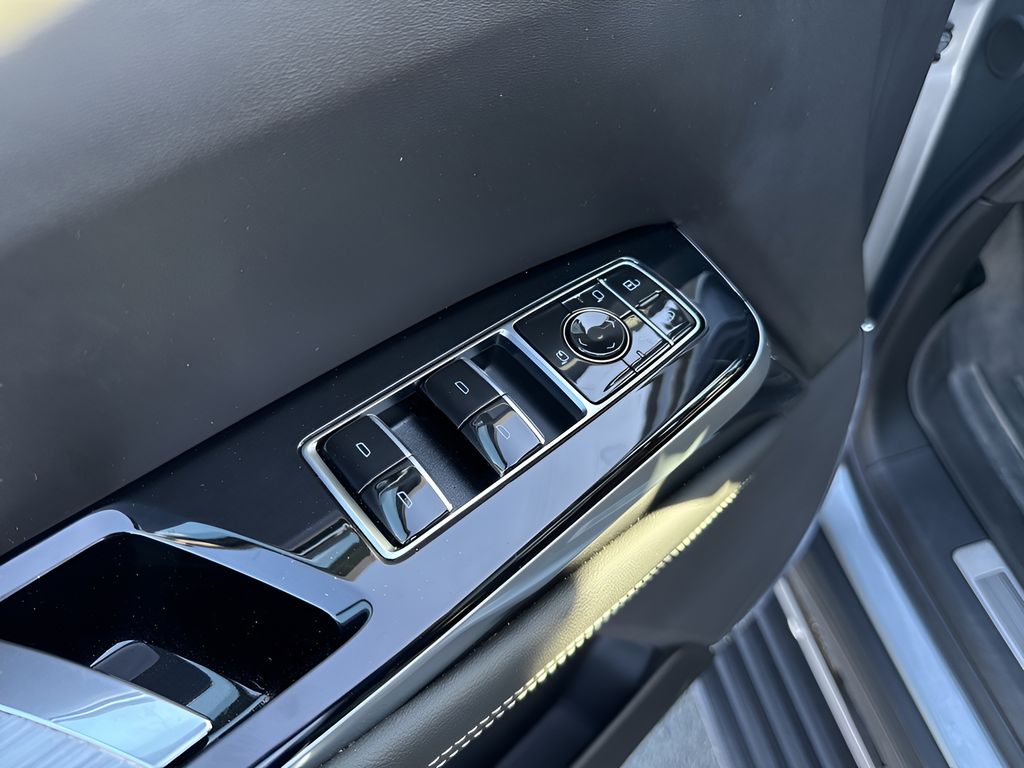2025 Cadillac Escalade