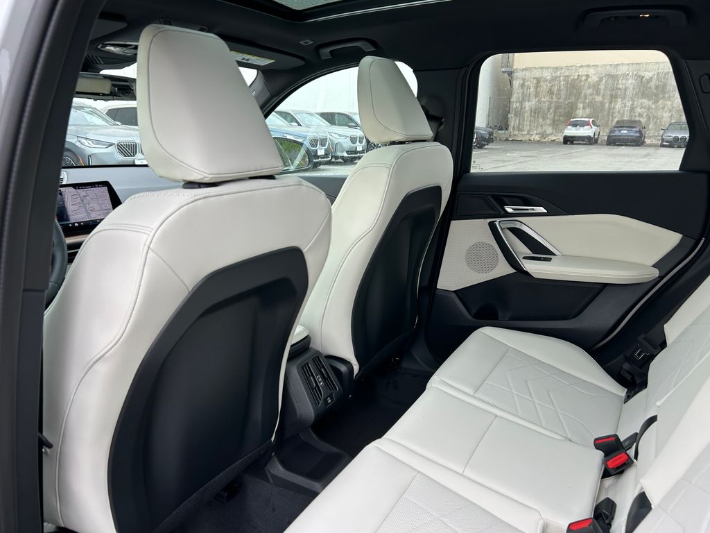 Thumbnail: 2026 BMW X1 - 31