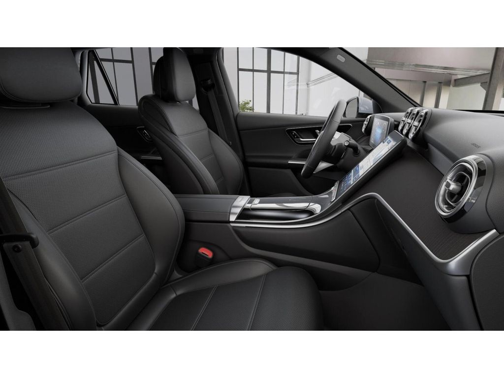2025 Mercedes Benz GLC 300 4MATIC photo 4