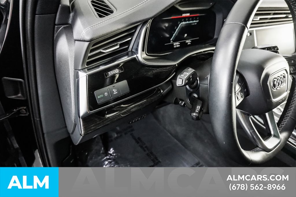 Used 2025 Black Audi 55 Premium image 37