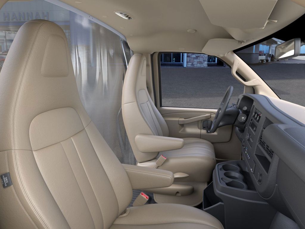 2025 Chevrolet Express 3500 Work Van