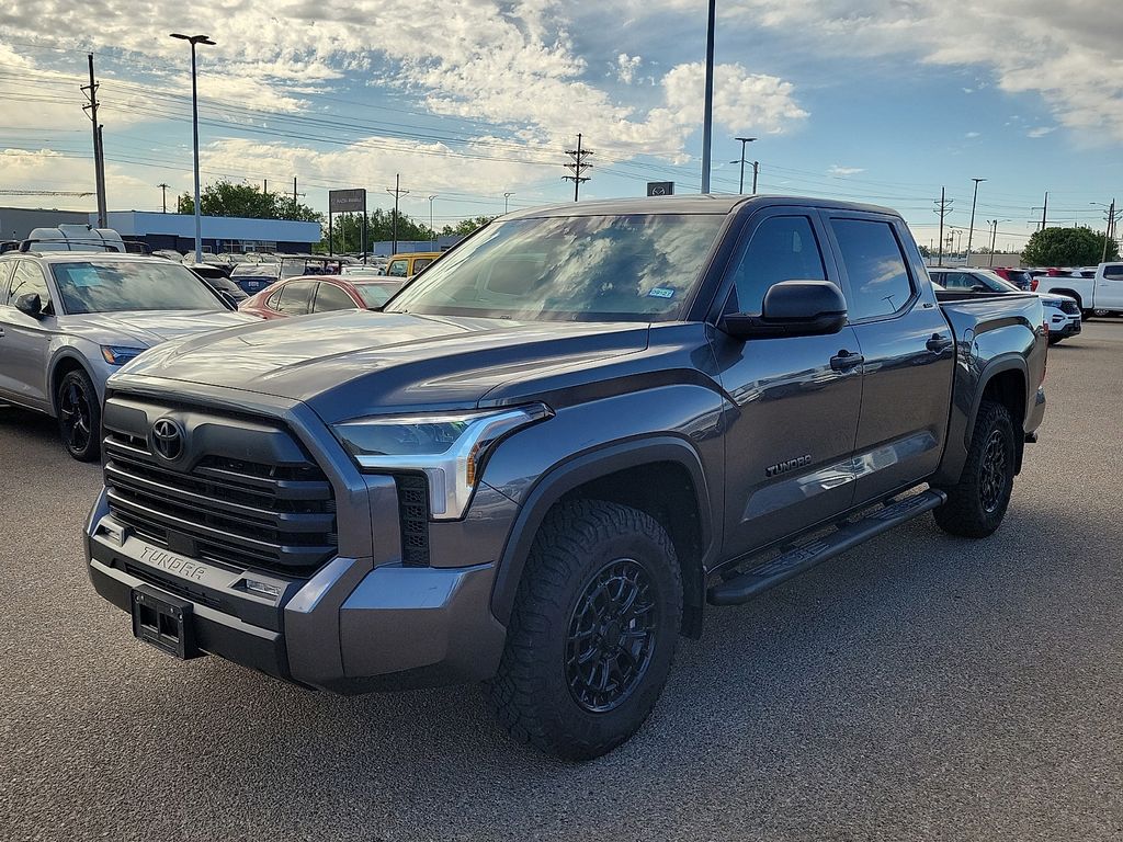2025 Toyota Tundra SR5 - 3