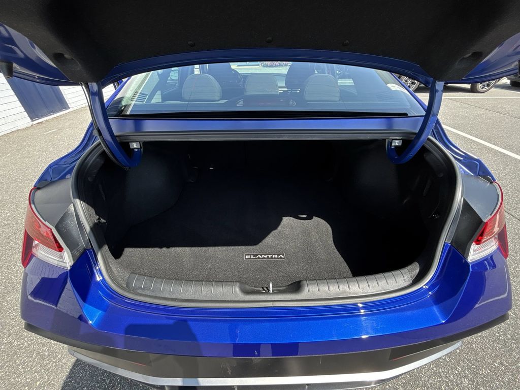 Used 2025 Intense Blue Hyundai SEL Convenience image 22