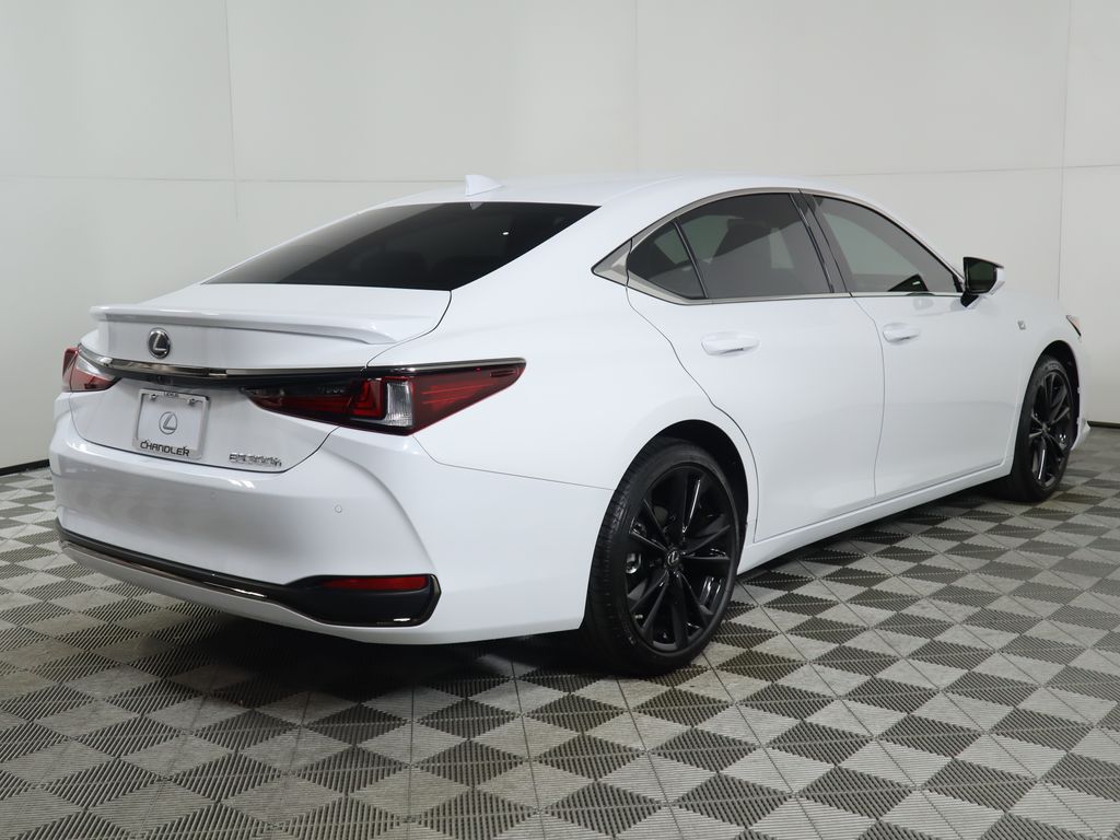 2024 Lexus ES Hybrid 300h F Sport 5