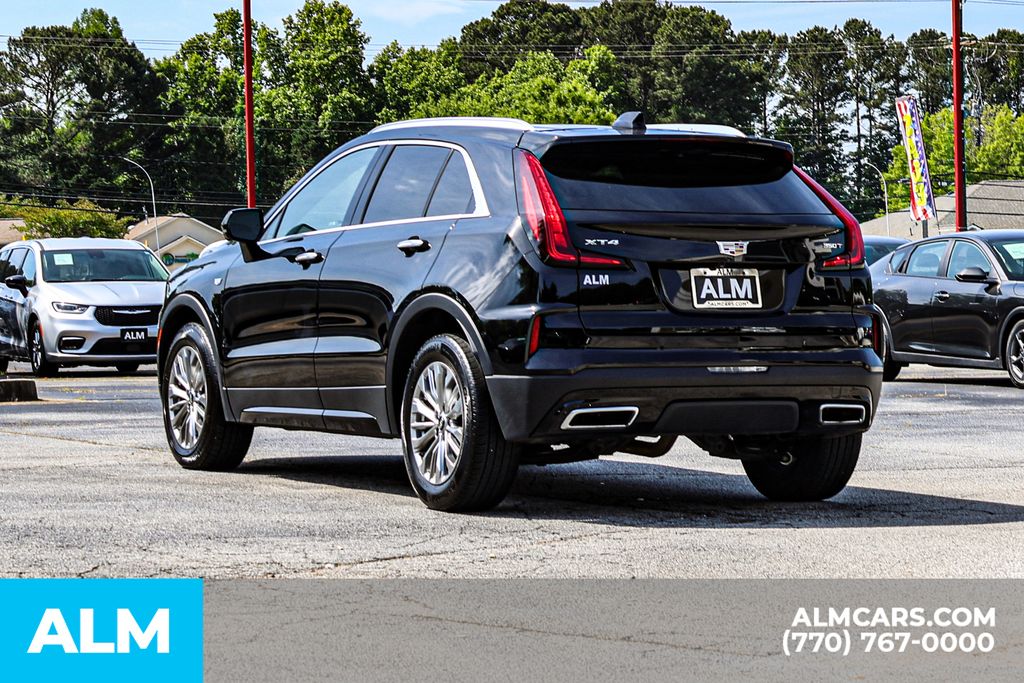 Used 2025 Black Cadillac Premium Luxury image 7