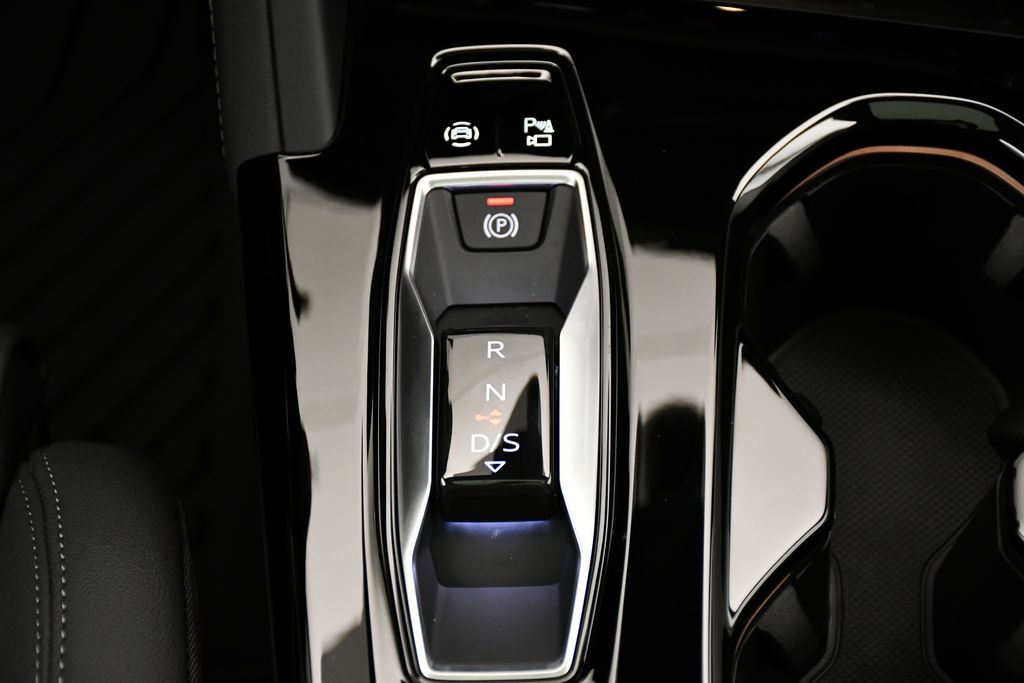 Thumbnail: 2025 Audi Q5 - 30