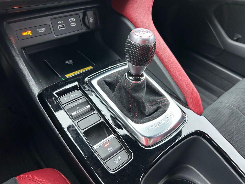 Thumbnail: 2024 Acura Integra - 27